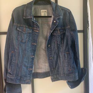 Old Navy Blue Denim Jacket in Size L